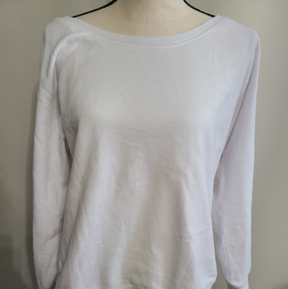 White crop sweatshirt